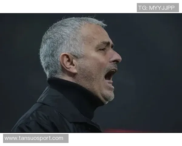 赫拉克勒斯过年狂胜8-2但前10轮防线漏洞百出丢30球