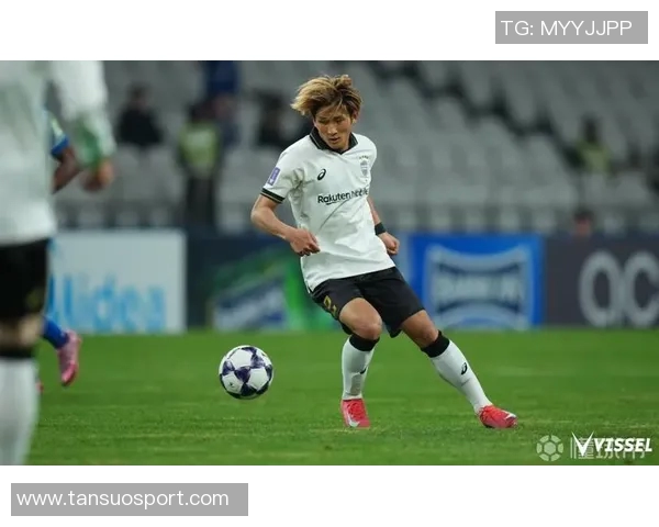 神户队长谈比赛策略：坚守防线静待反击成功遏制申花下半场攻势