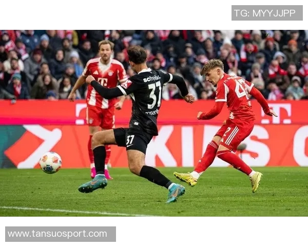 德甲争夺战升级拜仁多特争抢17岁中场新星德卡特