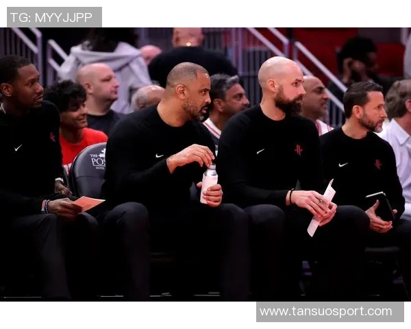 NBA精彩赛事回顾开拓者逆袭雄鹿火箭强势击败太阳勇士轻松战胜爵士