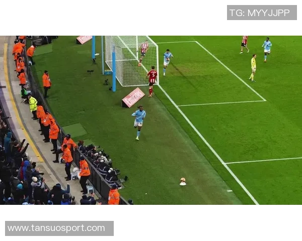 纳尼期待曼联引进塞梅尼奥认为他是红魔球迷心仪的理想人选 纳尼期待曼联引进塞梅尼奥认为他是红魔球迷心仪的理想人选