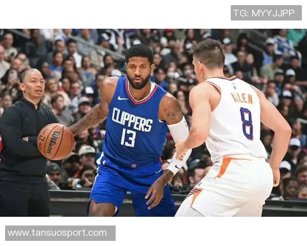 攻防兼备!保罗乔治半场表现出色贡献18分3助攻2抢断1盖帽正负值高达14 攻防兼备!保罗乔治半场表现出色贡献18分3助攻2抢断1盖帽正负值高达14