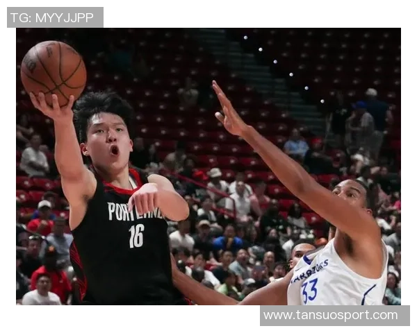 开拓者客场逆转勇士霸气抢下篮板球展现强大实力