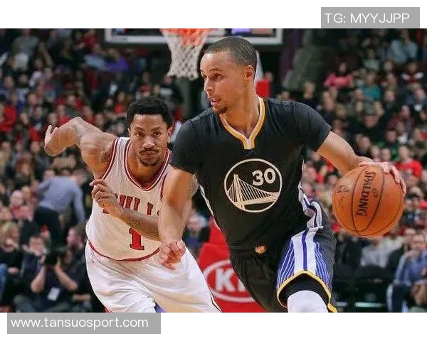 万圣夜对决魔鬼077战队进前五罗斯50分重回巅峰库里53分领跑全场