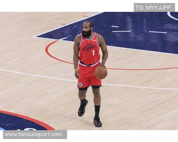 卢谈哈登压力过大小卡缺阵期间他肩负重任需加强保护措施 卢谈哈登压力过大小卡缺阵期间他肩负重任需加强保护措施